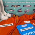 Pescadores artesanais de Penha recebem novos kits de trabalho