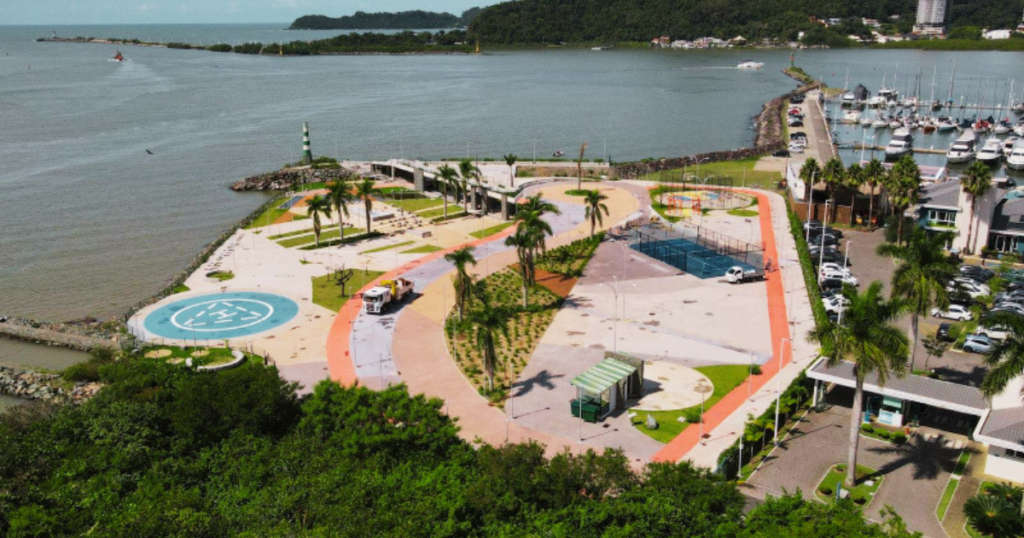 Itajaí inaugura novo parque às margens do Rio Itajaí-Açu