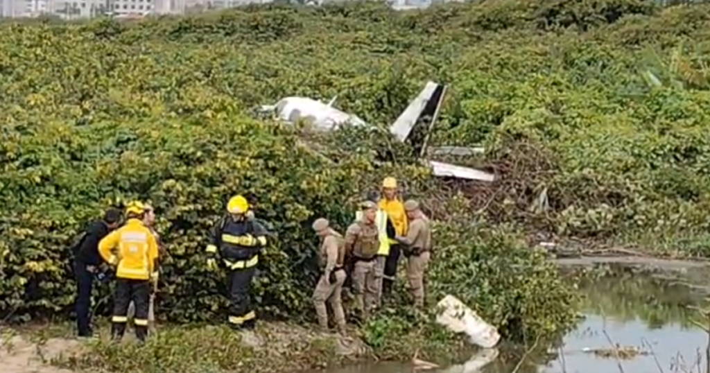 Piloto declarou emergência antes de queda de avião