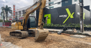 Obras alteram sentido do trânsito em trecho da Rua José Bonifácio Malburg, em Itajaí