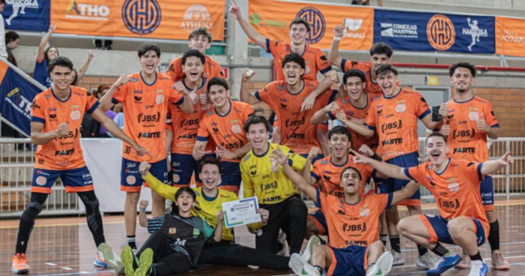 Handebol de Itajaí faz história e garante vaga nas quartas do Brasileiro Juvenil