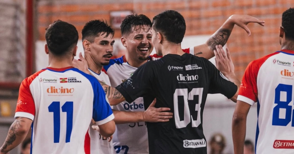 Futsal do Marcílio Dias termina a primeira fase da Série Prata com 33 pontos