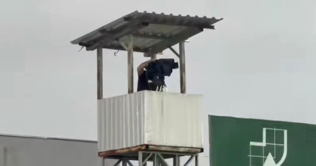 Jogo entre Brusque e Paysandu valendo o acesso pra Série B quase termina em tragédia na arquibancada visitante