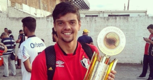 “Vai marcar história”: campeões pelo Joinville apostam no novo camisa 9 do Marcílio Dias